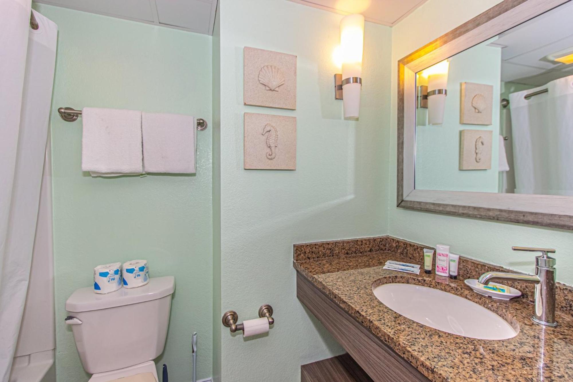 Oversized Ocean View Queen Suite With Beautiful Fireplace And Accents - Sleeps 4 Guests! Myrtle Beach Rom bilde
